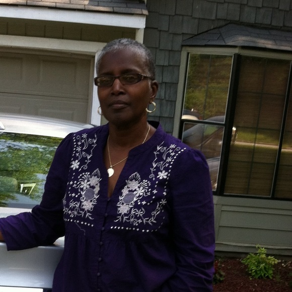 Meet your Posher, Sharon - Picture 5 of 7